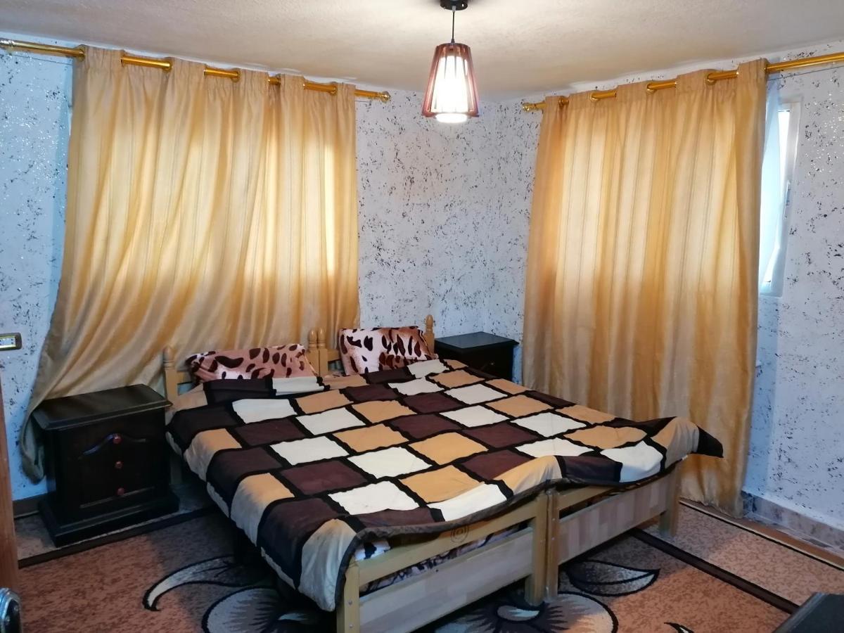 Mhna Guest House Ajloun Exterior photo